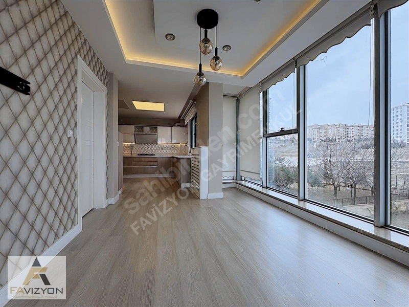 Bulvar Üstünde Şehir Manzaralı 4+1 Ultra Lüx Havuzlu Daire — fotoğraf 11