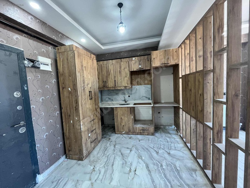 Cadde 17 Emlaktan Satılık 1+1 Şehir Hastanesi Yani Sıfır Daıre — fotoğraf 2