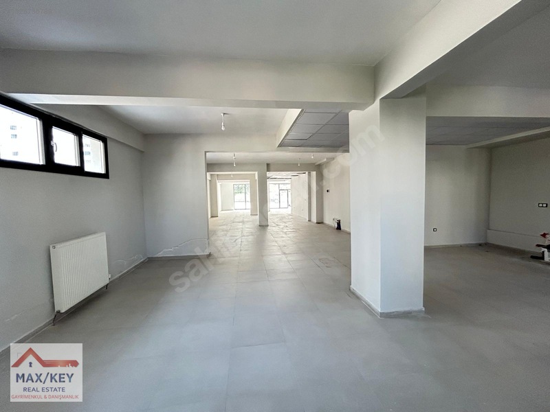 Max/key | Talas Papatya Caddesi Bacalı 645 M² Kiralık Dükkan — fotoğraf 2