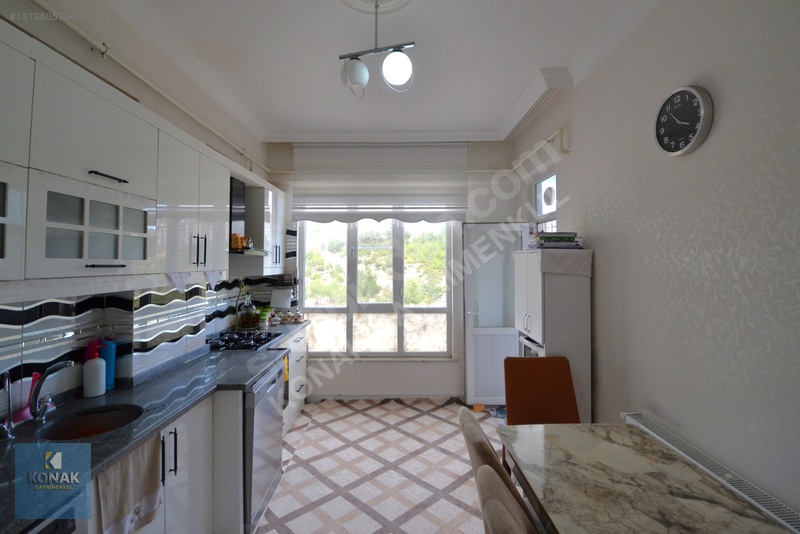 Konak Gayrimenkulden Beykent 1. Etapta Gözde Konumda Full 3+1 — fotoğraf 2
