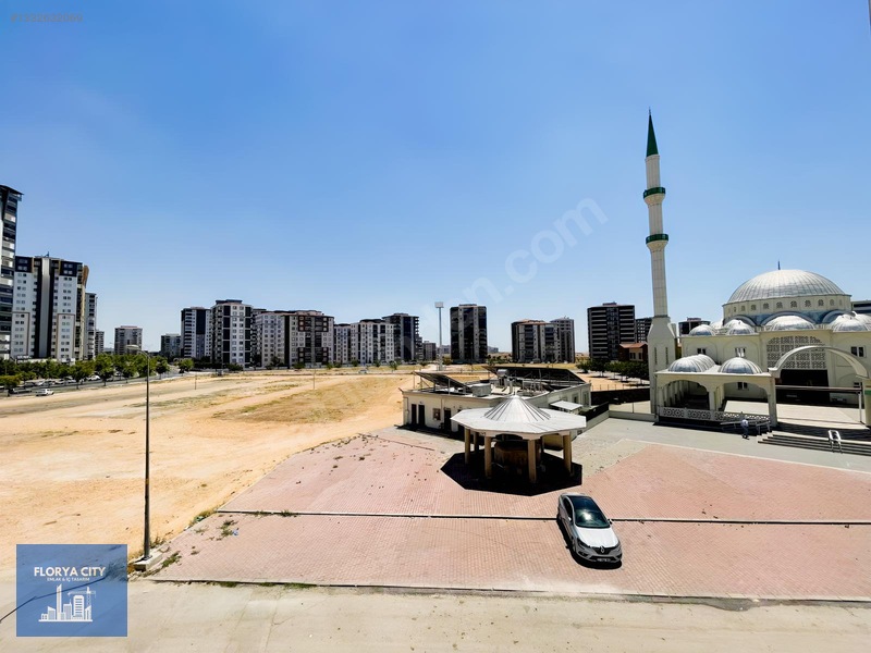 Akkentte Site İçerisinde Tramvaya Yakın Yatırımlık Fırsat Daire