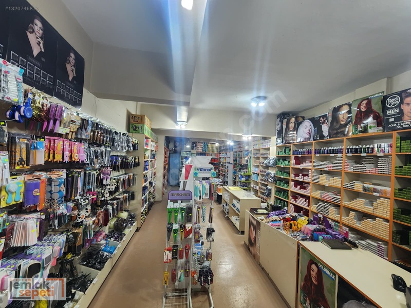 Şehir Merkezinde Satılık İş Yeri — fotoğraf 2