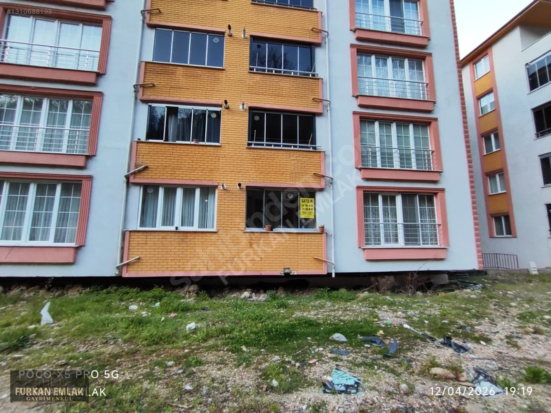 Yenice Menderes Mah.lokum Evler'de Satılık 3+1 Daire - Fırsat! — fotoğraf 4