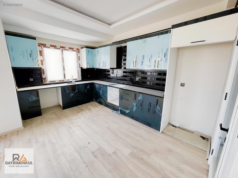 Ra Gayrmenkul Atatürk Mh Site İçi Lüks Sıfır 4+1