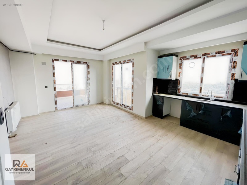 Ra Gayrmenkul Atatürk Mh Site İçi Lüks Sıfır 4+1 — fotoğraf 3