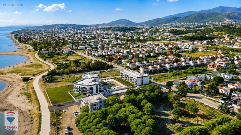 İbrahim Bülbül-denize Cephe/havuzlu Site/ Özel Bahçeli 3+1 Daire — fotoğraf 5