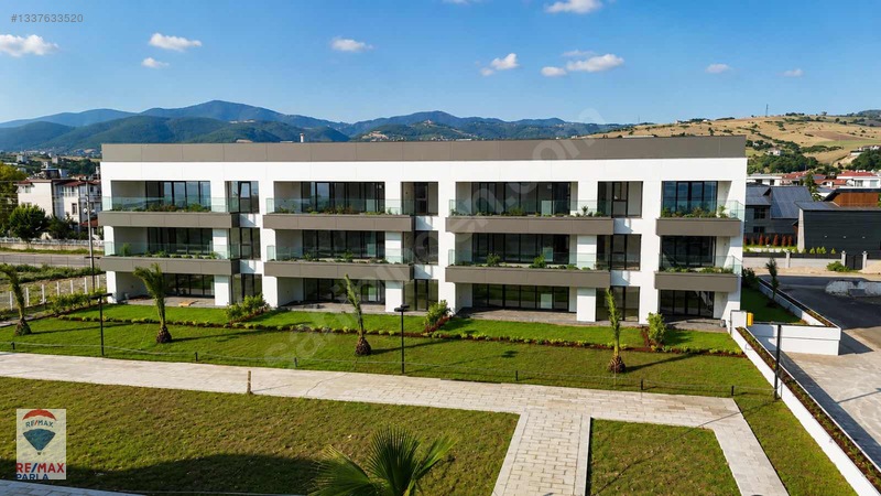 İbrahim Bülbül-denize Cephe/havuzlu Site/ Özel Bahçeli 3+1 Daire — fotoğraf 7