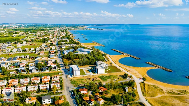 İbrahim Bülbül-denize Cephe/havuzlu Site/ Özel Bahçeli 3+1 Daire — fotoğraf 9