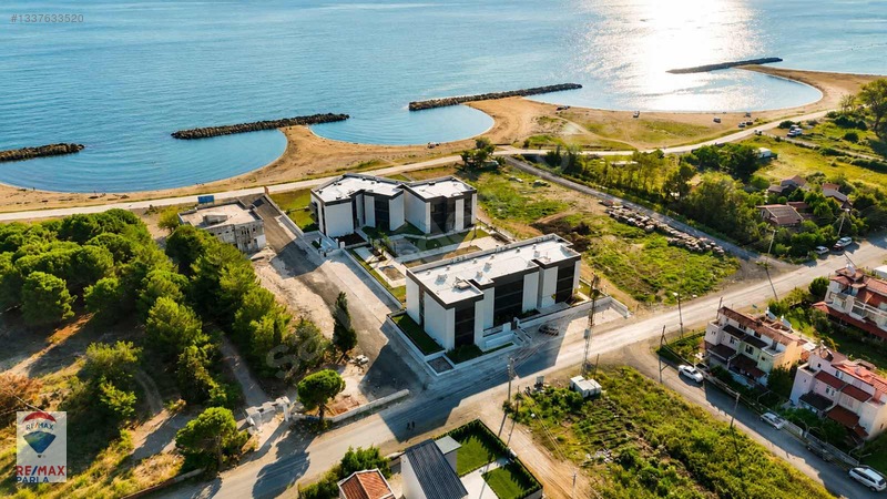 İbrahim Bülbül-denize Cephe/havuzlu Site/ Özel Bahçeli 3+1 Daire — fotoğraf 10
