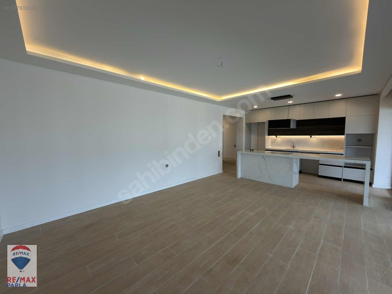 İbrahim Bülbül-denize Cephe/havuzlu Site/ Özel Bahçeli 3+1 Daire — fotoğraf 12