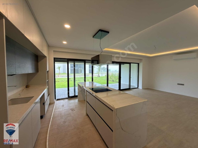 İbrahim Bülbül-denize Cephe/havuzlu Site/ Özel Bahçeli 3+1 Daire — fotoğraf 20