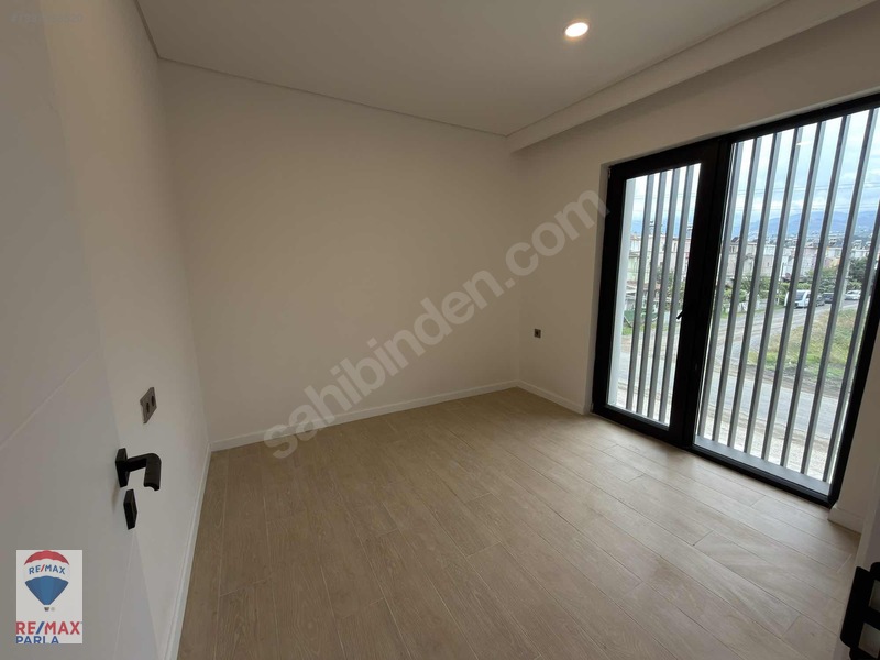 İbrahim Bülbül-denize Cephe/havuzlu Site/ Özel Bahçeli 3+1 Daire — fotoğraf 27