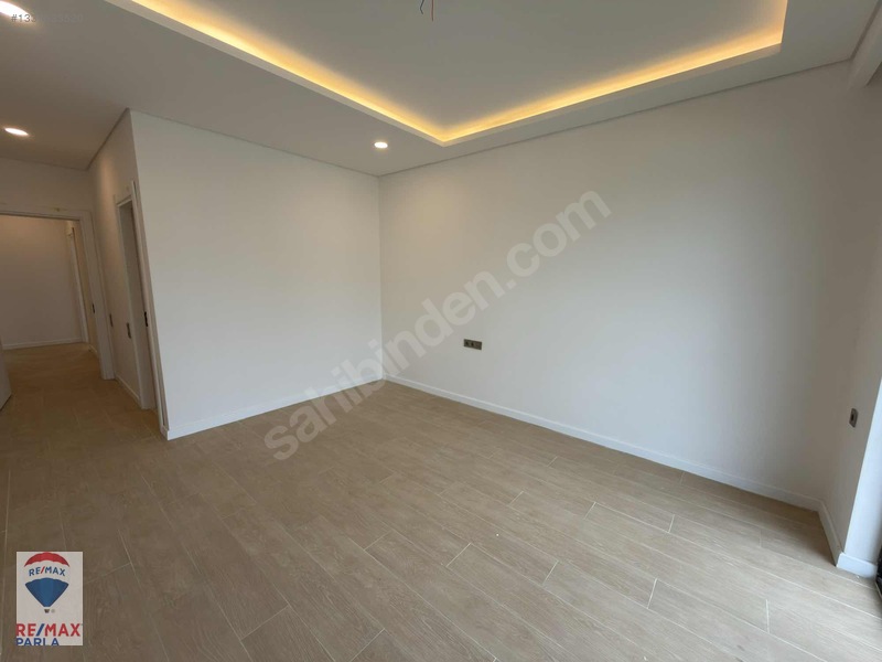 İbrahim Bülbül-denize Cephe/havuzlu Site/ Özel Bahçeli 3+1 Daire — fotoğraf 28