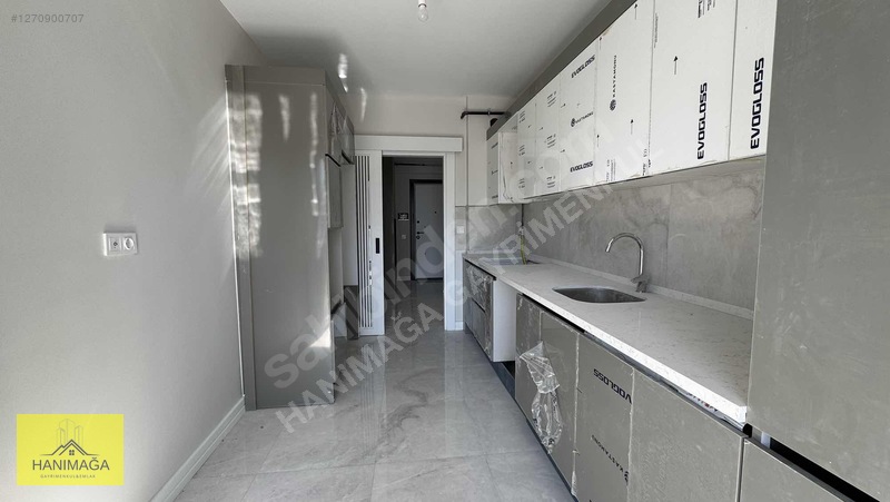 Satılık Geniş 2+1 Daire Harika Konumda Cadde Cepheli 5.kat — fotoğraf 10