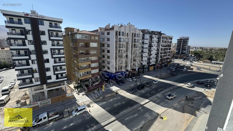 Satılık Geniş 2+1 Daire Harika Konumda Cadde Cepheli 5.kat — fotoğraf 13