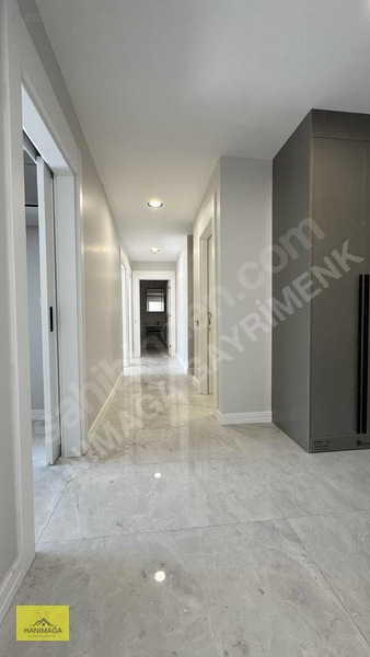 Satılık Geniş 2+1 Daire Harika Konumda Cadde Cepheli 5.kat — fotoğraf 32