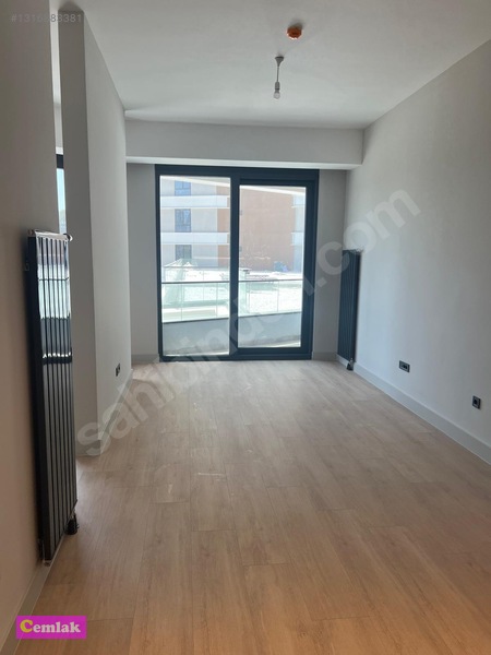 Evora İzmirde 1. Kat 1+1 Balkonlu 65 M2 Kiralık Ofis — fotoğraf 11