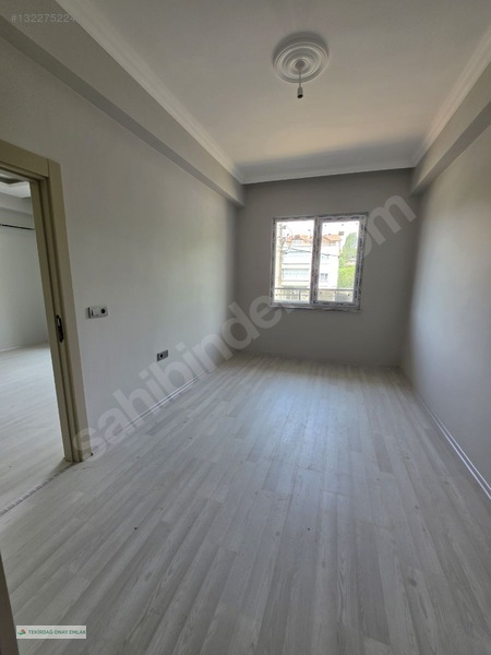 Onay Emlaktan Barbarosta Satılık Geniş 1+1 Balkonlu Daire — fotoğraf 11
