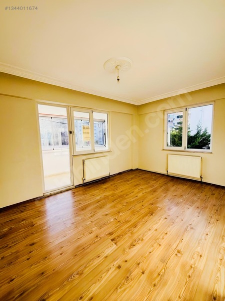 Lina Gayrimenkul'den 5000 Evler Bahçelievlerde Kiralık 2+1 Daire — fotoğraf 2
