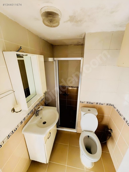 Lina Gayrimenkul'den 5000 Evler Bahçelievlerde Kiralık 2+1 Daire — fotoğraf 13
