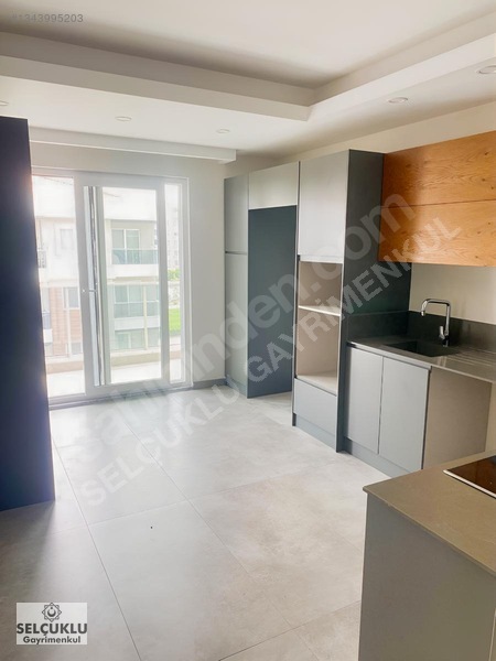 Yenişafakta Prestijli Sitede, Konforlu Ve Modern 3,5+1 Daire — fotoğraf 19