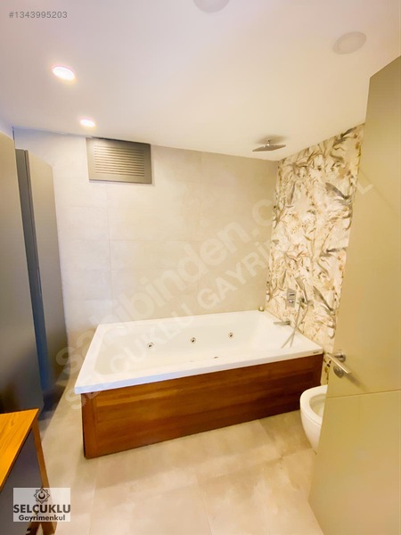 Yenişafakta Prestijli Sitede, Konforlu Ve Modern 3,5+1 Daire — fotoğraf 21