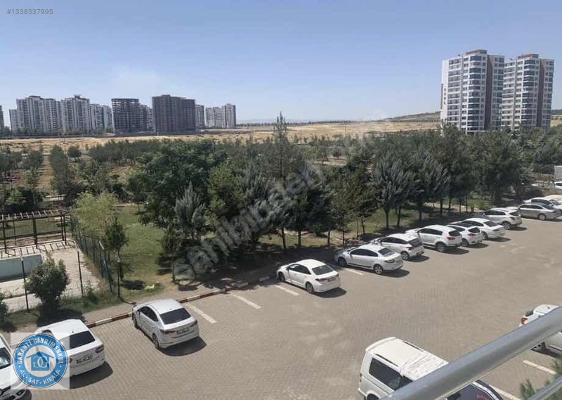 Mastfroş Caddesinin Üst Tarafında Satılık 4+1 Daire — fotoğraf 15
