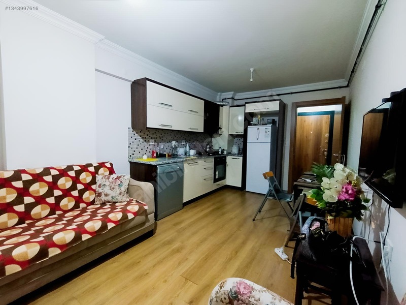 23 Nisan Parkın Dibinde Ful Eşyalı Kiralik 1t1 Arakat Daire — fotoğraf 2