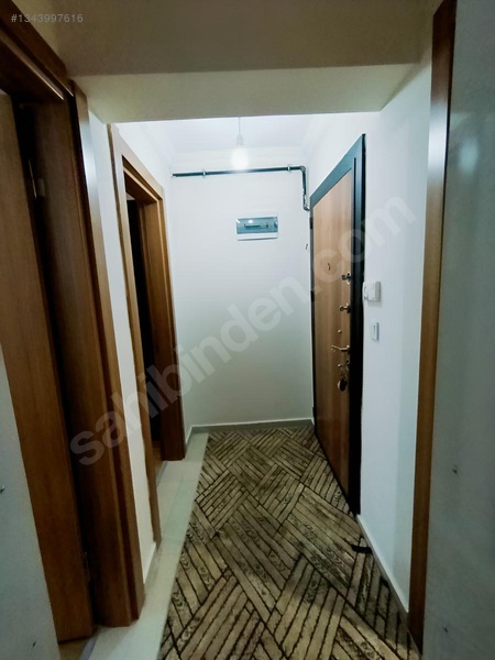 23 Nisan Parkın Dibinde Ful Eşyalı Kiralik 1t1 Arakat Daire — fotoğraf 14