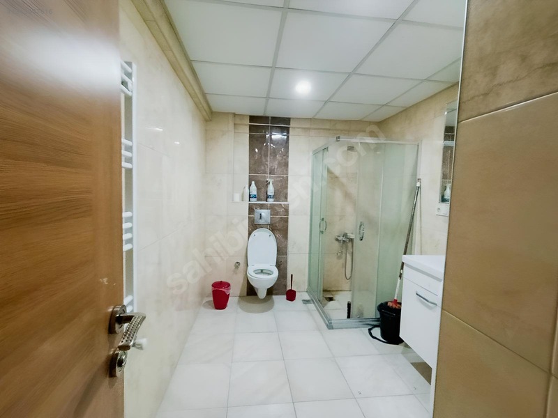 23 Nisan Parkın Dibinde Ful Eşyalı Kiralik 1t1 Arakat Daire — fotoğraf 17