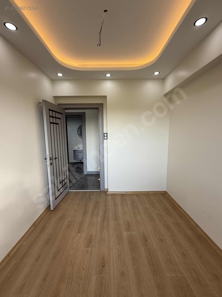 Öz Emlaktan Satılık Yenibeşevlerde 3.5+1 Özel Dizayn Daire — fotoğraf 11