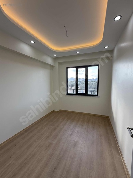 Öz Emlaktan Satılık Yenibeşevlerde 3.5+1 Özel Dizayn Daire — fotoğraf 13