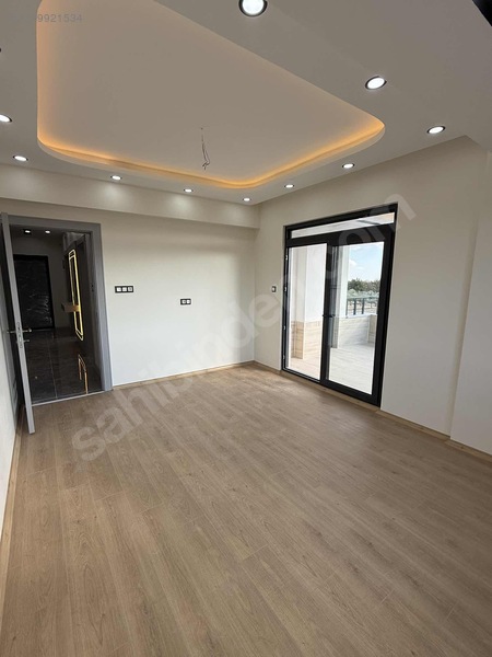 Öz Emlaktan Satılık Yenibeşevlerde 3.5+1 Özel Dizayn Daire — fotoğraf 17