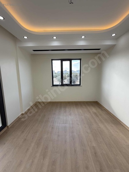 Öz Emlaktan Satılık Yenibeşevlerde 3.5+1 Özel Dizayn Daire — fotoğraf 18