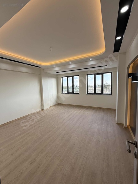 Öz Emlaktan Satılık Yenibeşevlerde 3.5+1 Özel Dizayn Daire — fotoğraf 27