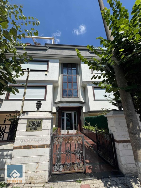 Florya Adakale'de Kentsele Girecek Satılık 3+1 Bahçe Katı Daire — fotoğraf 3