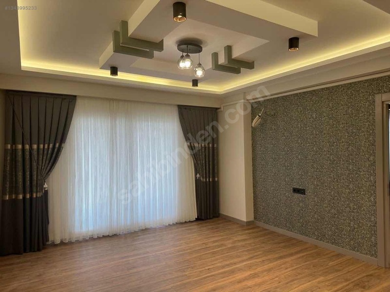 Cadde Üzeri Bölgenin En Gözde Ultra Lüks 2+1 Dairesi — fotoğraf 2