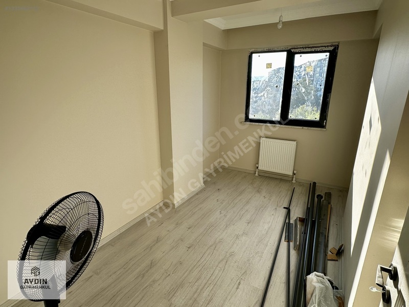 Aydın Gayrimenkul | Kaynarca Caddesinde Sıfır 2+1 Kiralık — fotoğraf 8