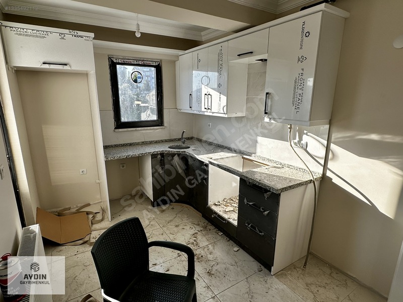 Aydın Gayrimenkul | Kaynarca Caddesinde Sıfır 2+1 Kiralık — fotoğraf 14
