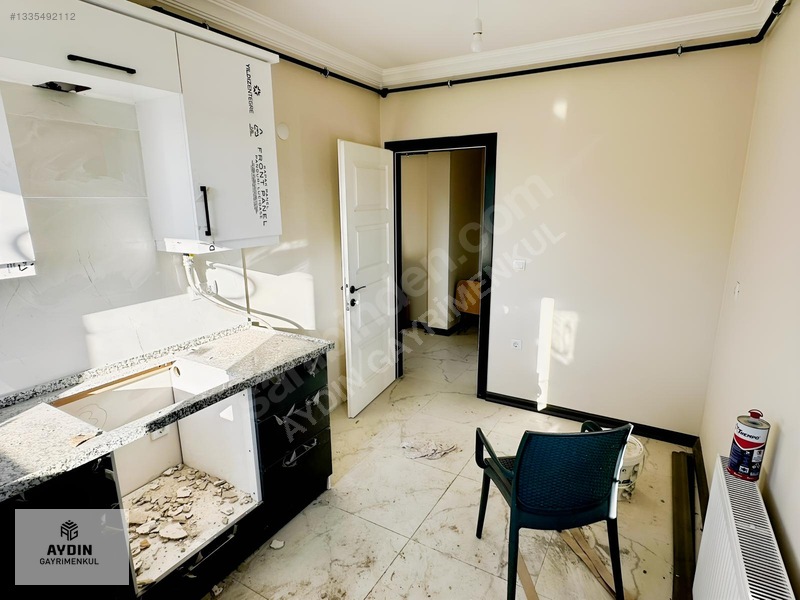 Aydın Gayrimenkul | Kaynarca Caddesinde Sıfır 2+1 Kiralık — fotoğraf 18
