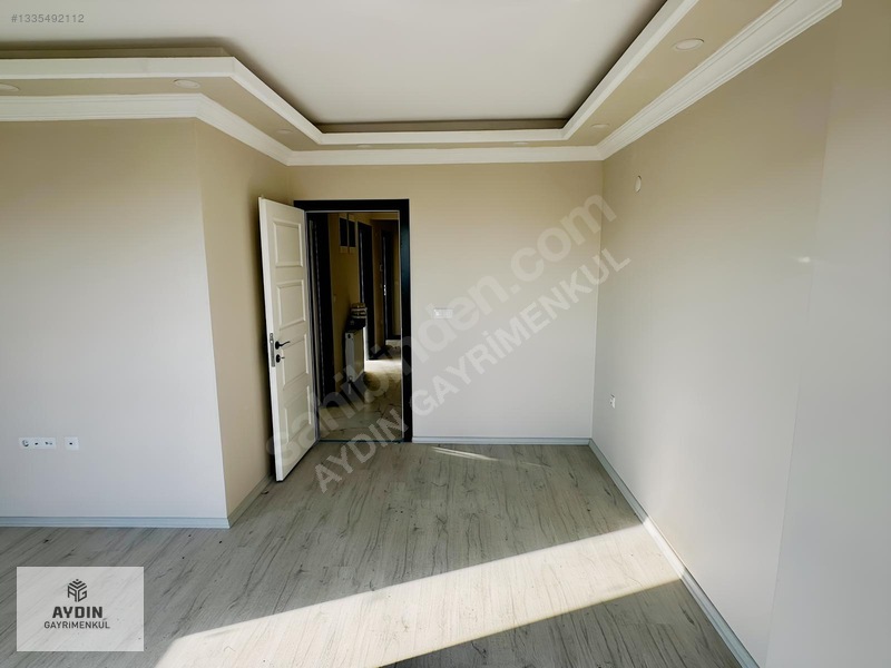 Aydın Gayrimenkul | Kaynarca Caddesinde Sıfır 2+1 Kiralık — fotoğraf 23
