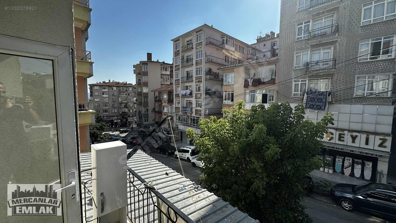 Mercanlardan Karşıyaka'da 3+1 Kiralık Daire — fotoğraf 10