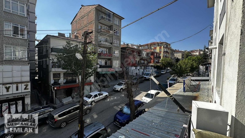 Mercanlardan Karşıyaka'da 3+1 Kiralık Daire — fotoğraf 11