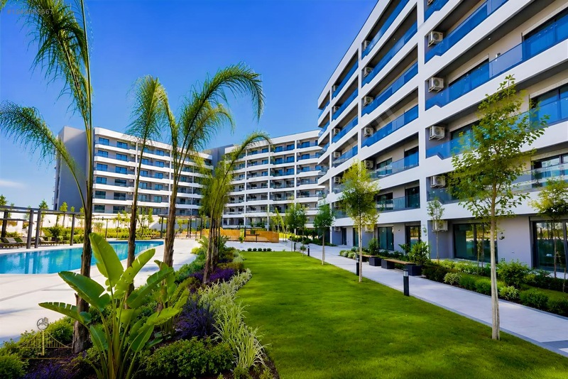 Döşemealtı Sun City2 De 1+1 Havuzlu Site İçi Satılık Daire — fotoğraf 2