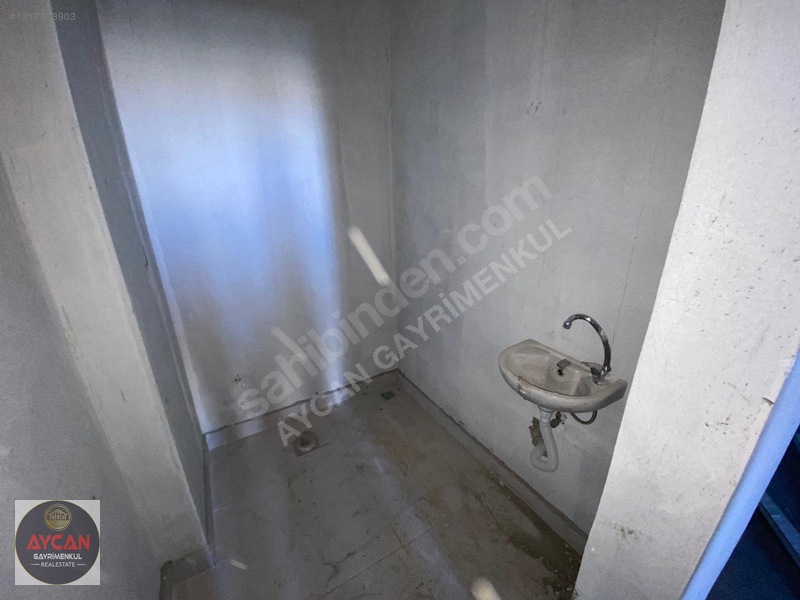Aycan Gayrimenkulden Bandırma Sanayide Kiralık Dükkan — fotoğraf 12