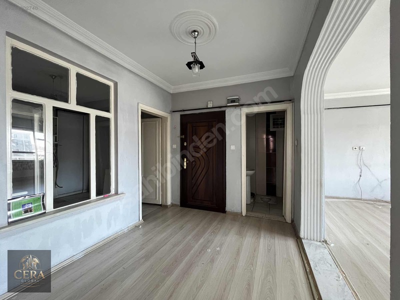 Cera Global Gayrimenkul'dan İl Emniyet Karşısında Satılık Daire — fotoğraf 4
