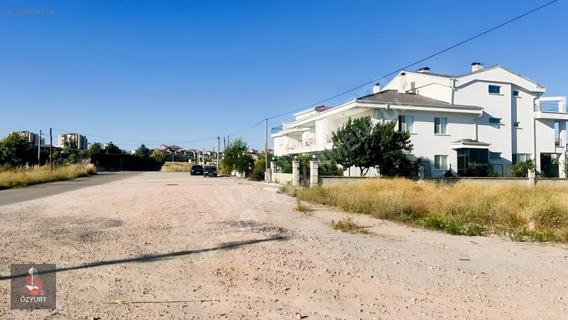 Cumhuriyet Mahallesi 938m2 Köşe Parsel — fotoğraf 5