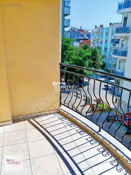 Efeler'de Merkezi Konumda, Kapalı Otoparklı Ferah 2+1 Daire — fotoğraf 8