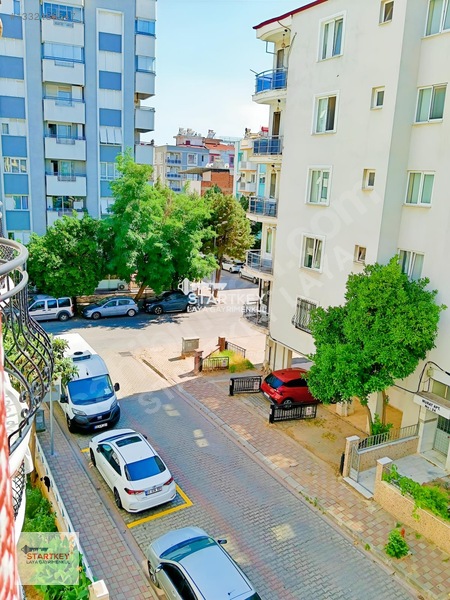 Efeler'de Merkezi Konumda, Kapalı Otoparklı Ferah 2+1 Daire — fotoğraf 9