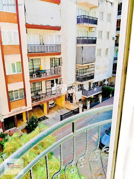 Efeler'de Merkezi Konumda, Kapalı Otoparklı Ferah 2+1 Daire — fotoğraf 11